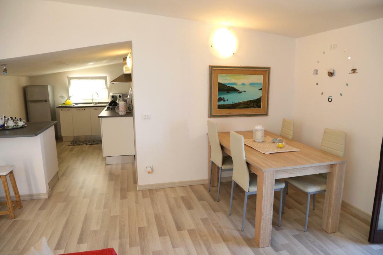 La Petronilla Apartment Castelsardo Exterior photo